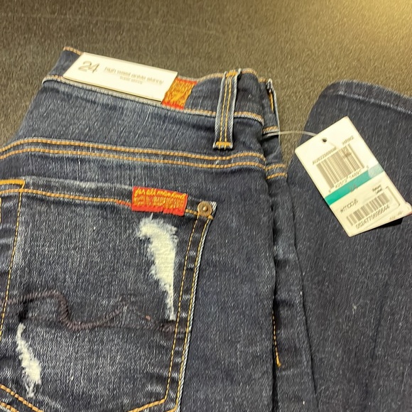 Beautiful jeans - Picture 2 of 8